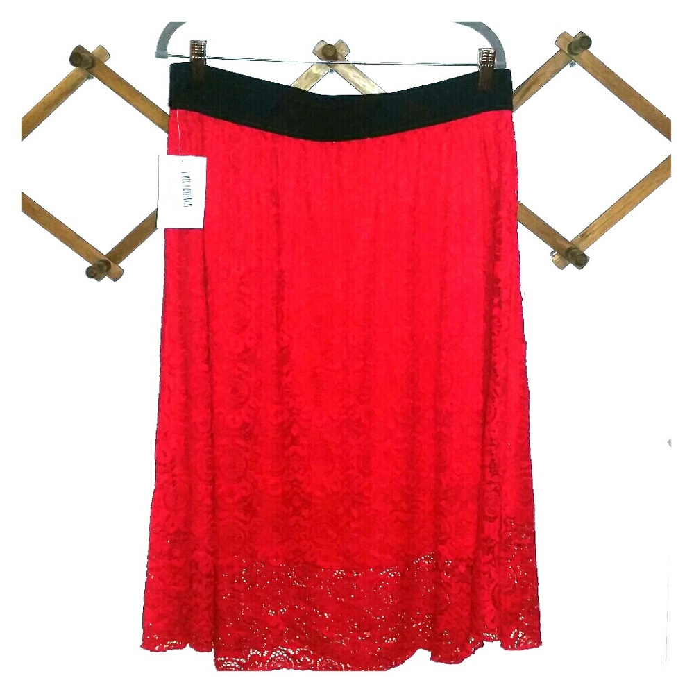 Lularoe true red Lola skirt